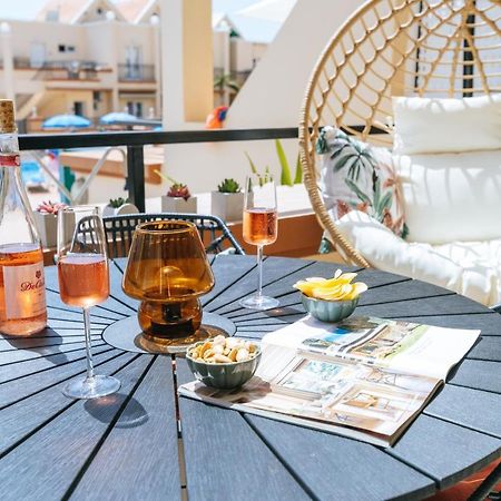 Amazing Renovated Pool View Apt, Aircon, 2 Min To Fanabe Beach Адехе Екстериор снимка