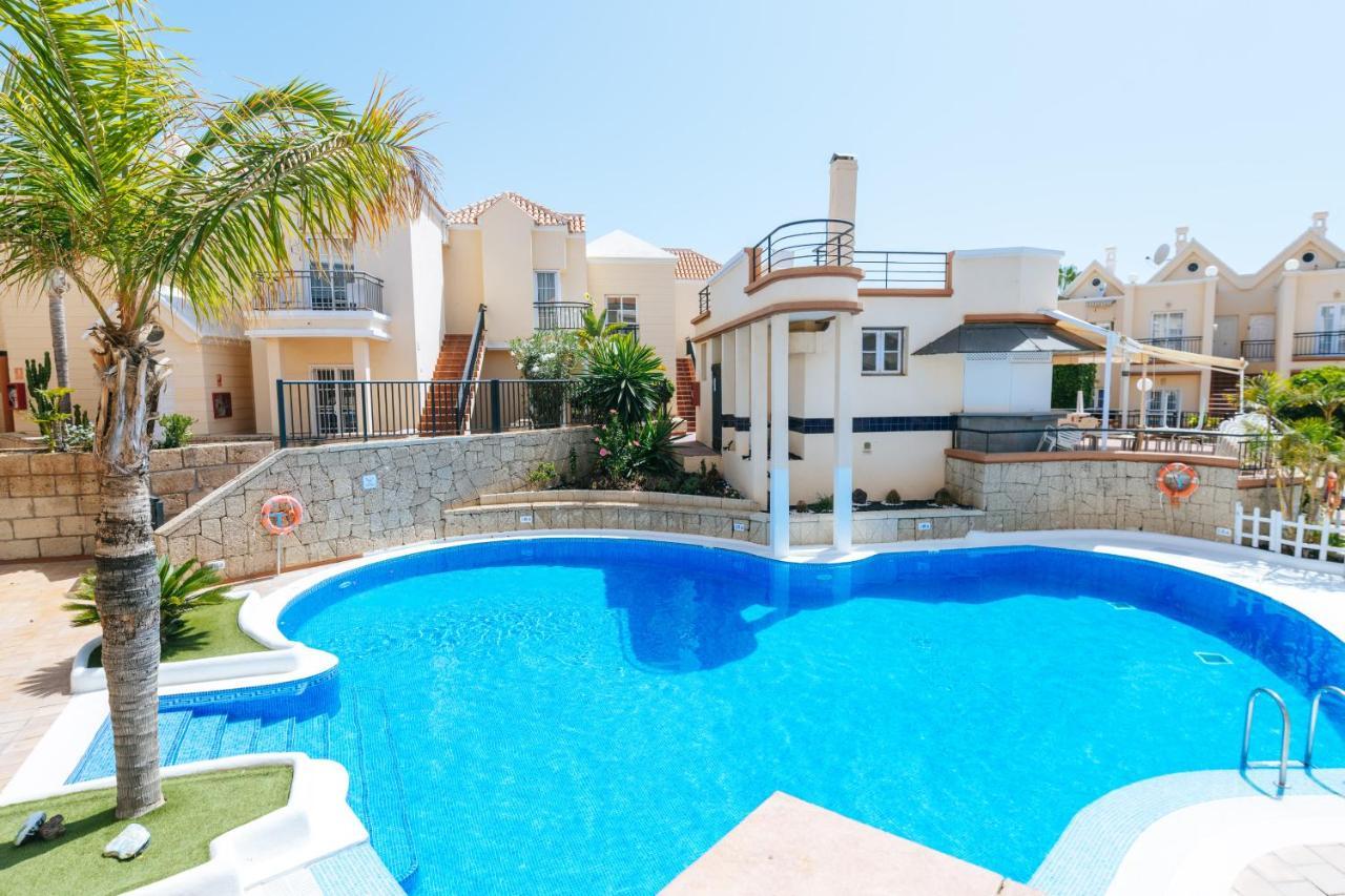 Amazing Renovated Pool View Apt, Aircon, 2 Min To Fanabe Beach Адехе Екстериор снимка