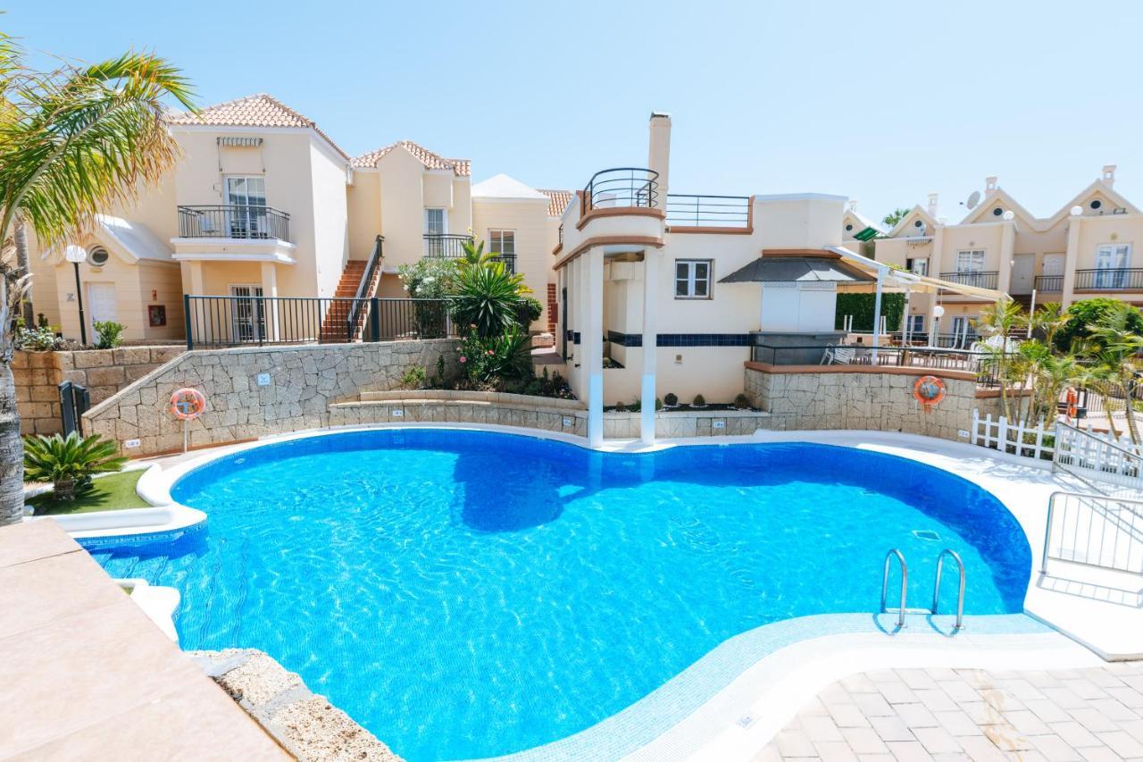 Amazing Renovated Pool View Apt, Aircon, 2 Min To Fanabe Beach Адехе Екстериор снимка